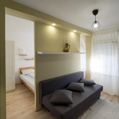 Апартаменти Mdc *