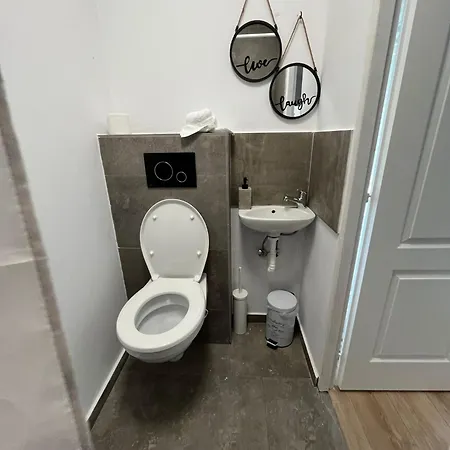 Mdc Apartment *